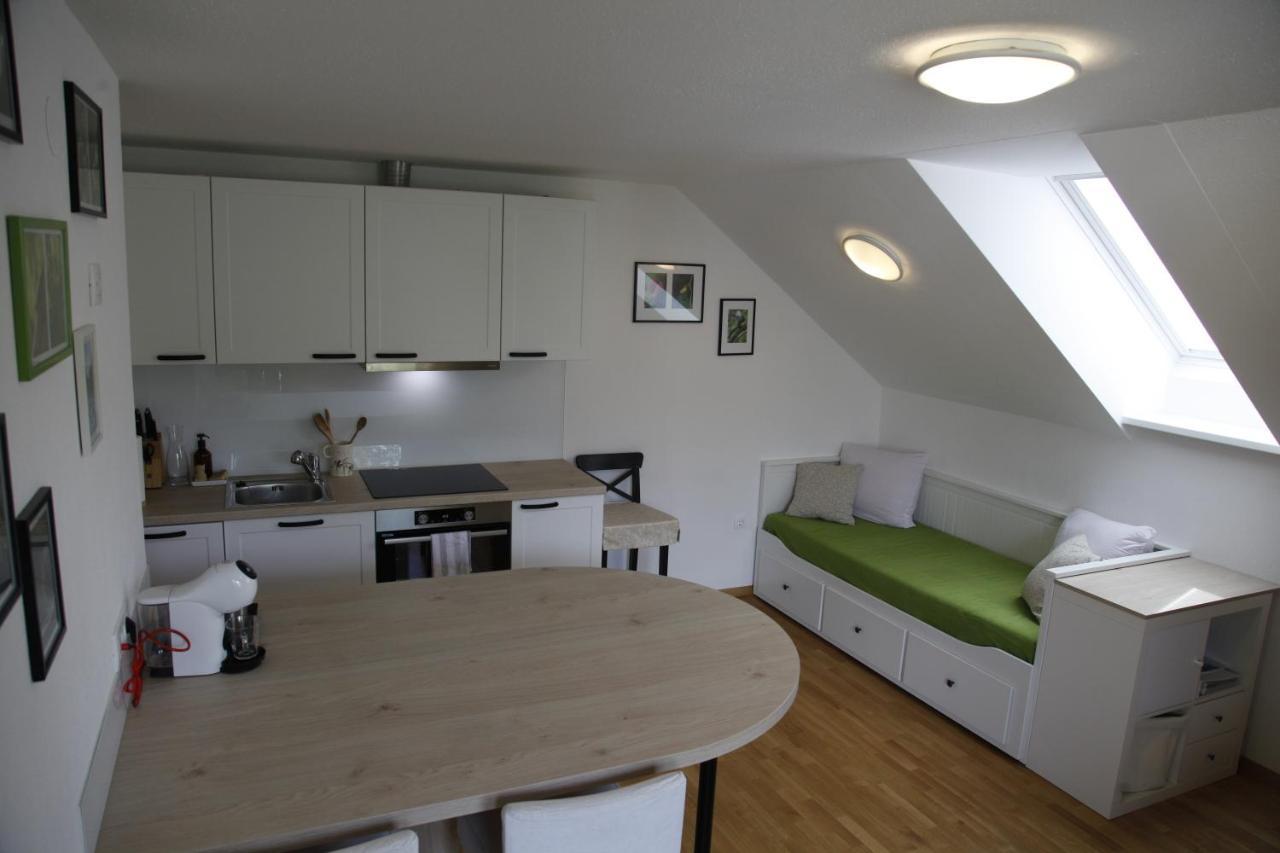 Family Apartment On Repecnik Farm In Gorje, Bled Zgornje Gorje Kültér fotó