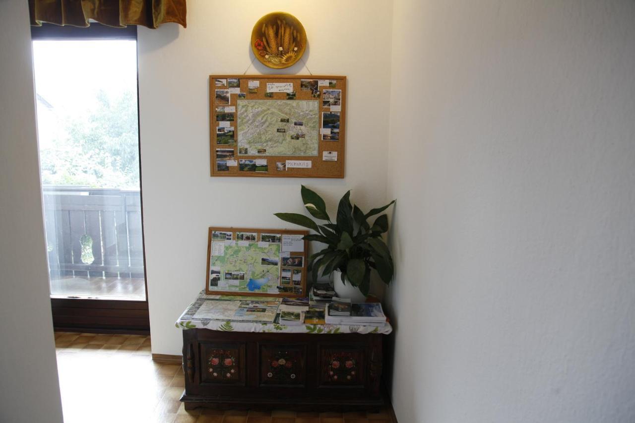 Family Apartment On Repecnik Farm In Gorje, Bled Zgornje Gorje Kültér fotó