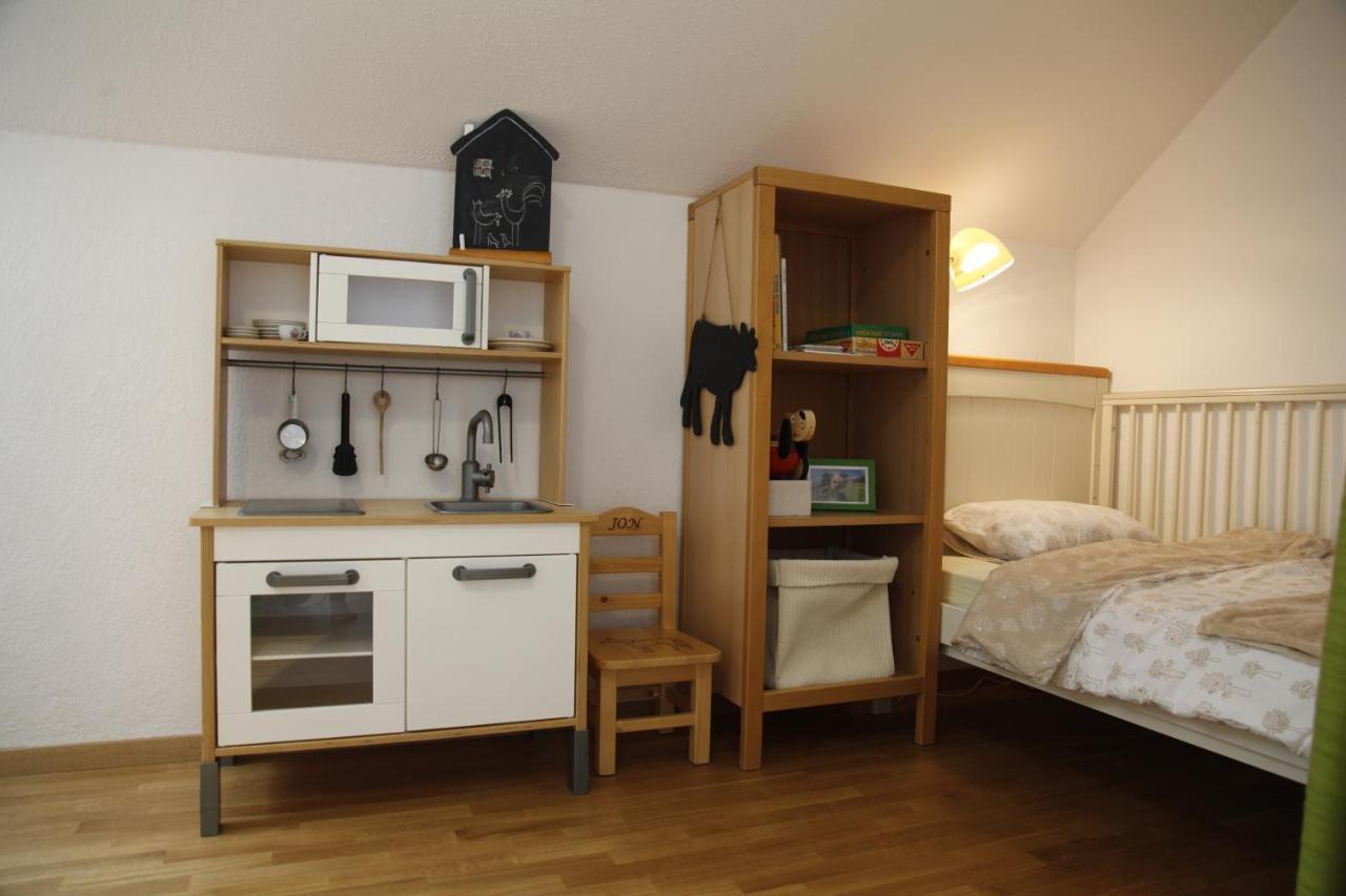 Family Apartment On Repecnik Farm In Gorje, Bled Zgornje Gorje Kültér fotó
